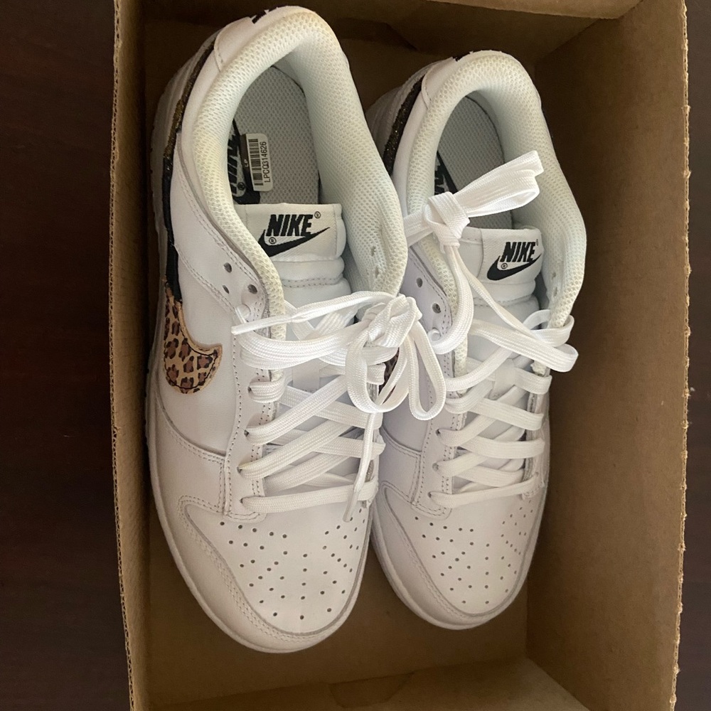 Nike Dunk Low SE primal white